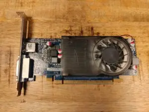 HP Radeon R7 240 2GB GDDR3
