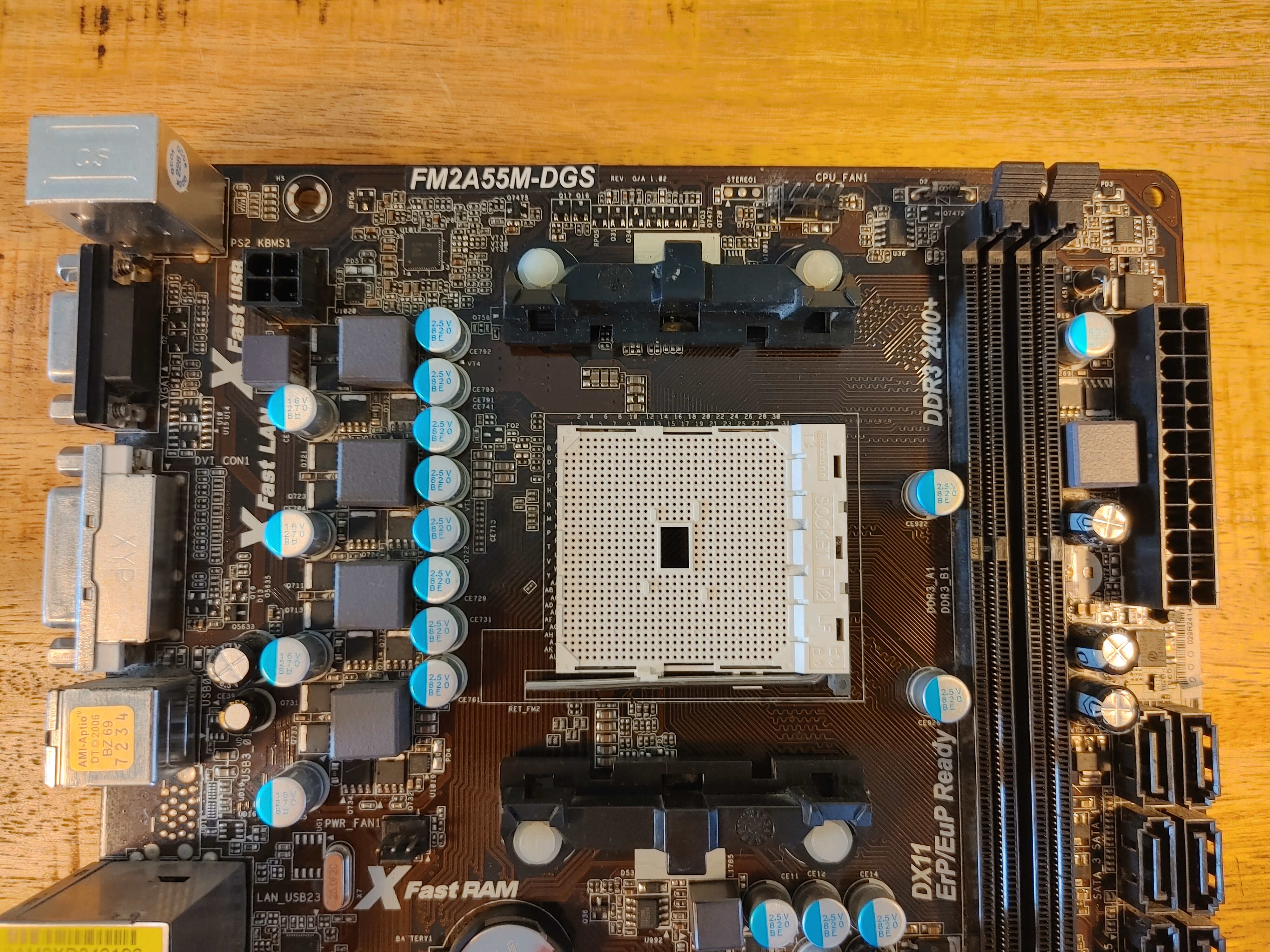 ASRock FM2A55M-DGS (4) ASRock FM2A55M-DGS Socket FM2