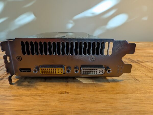 ASUS GeForce GTX 470 1280MB GDDR5 (4) ASUS | GeForce GTX 470 | 1.25GB GDDR5