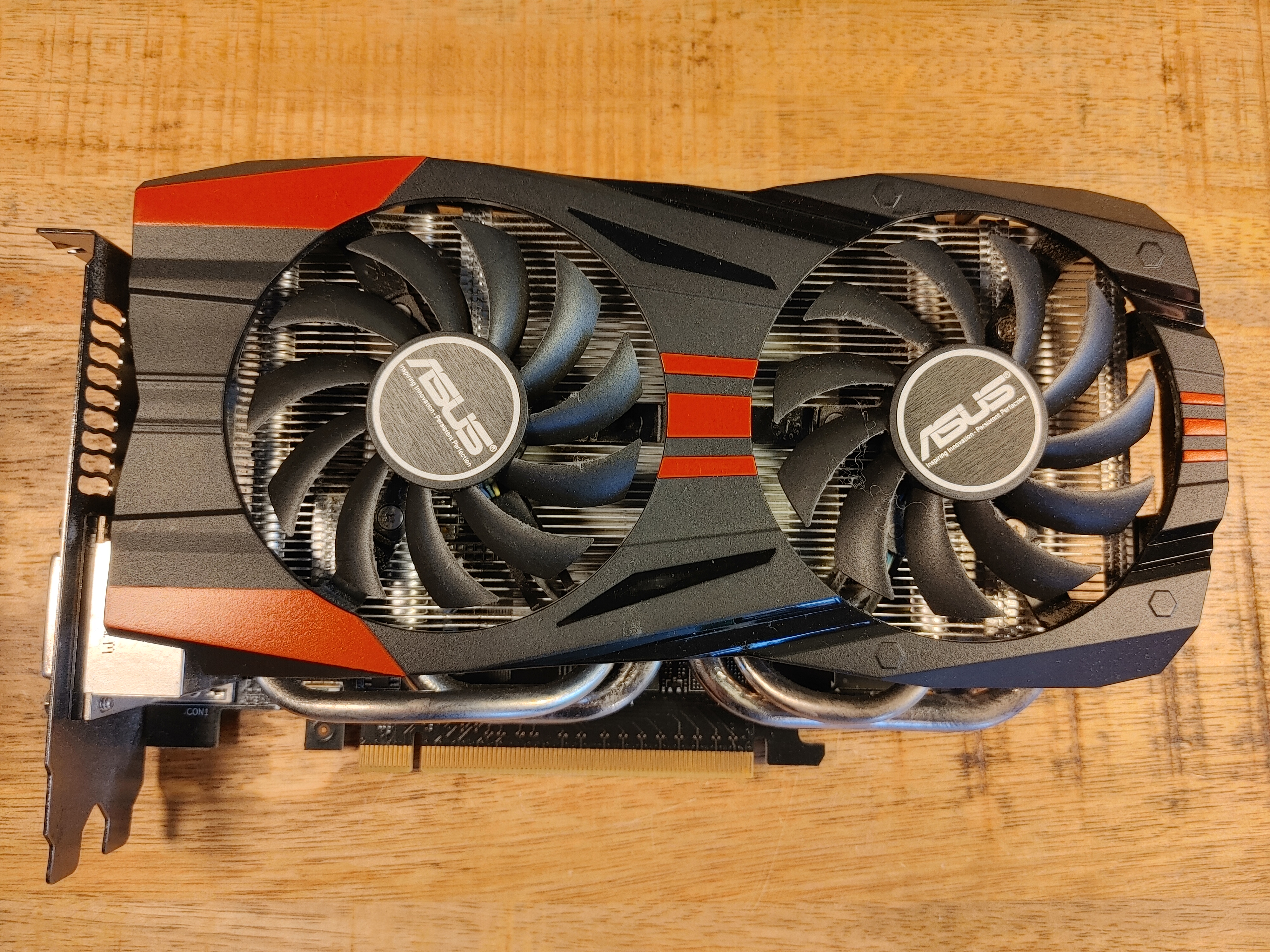 ASUS | GeForce GTX 760 | 2GB GDDR5 | OC Editie