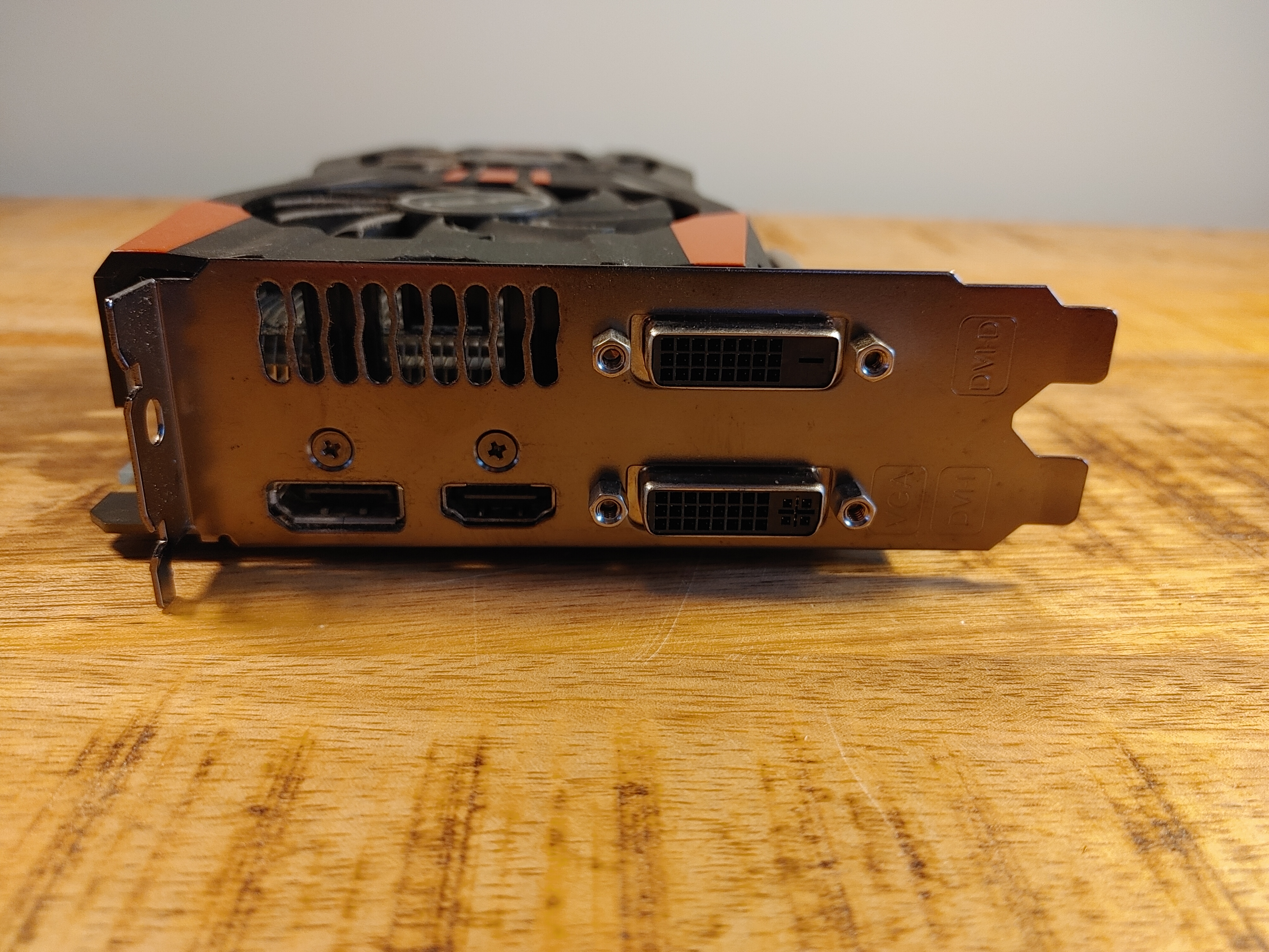 ASUS | GeForce GTX 760 | 2GB GDDR5 | OC Editie