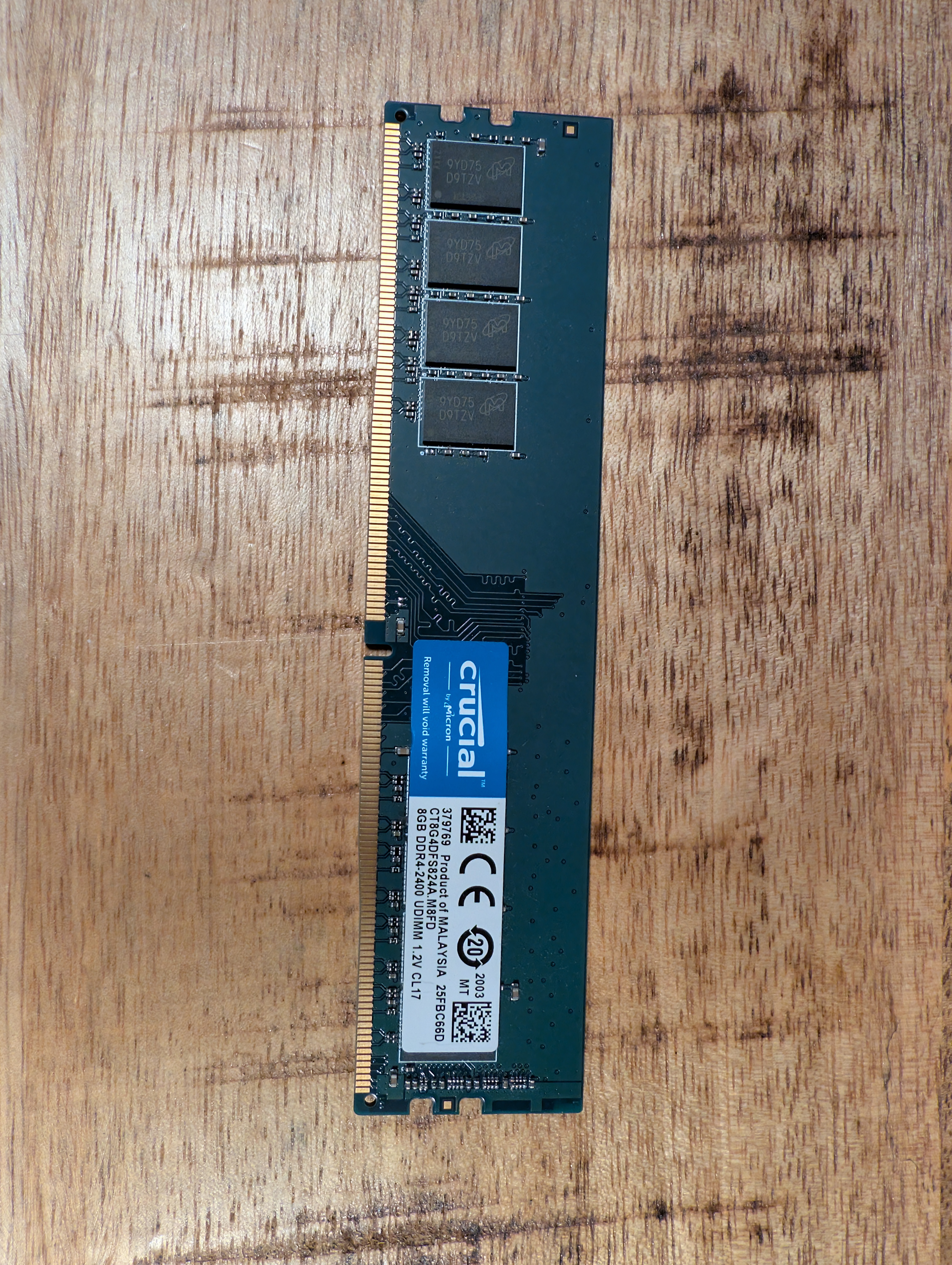 Crucial 8GB DDR4 2400Mhz