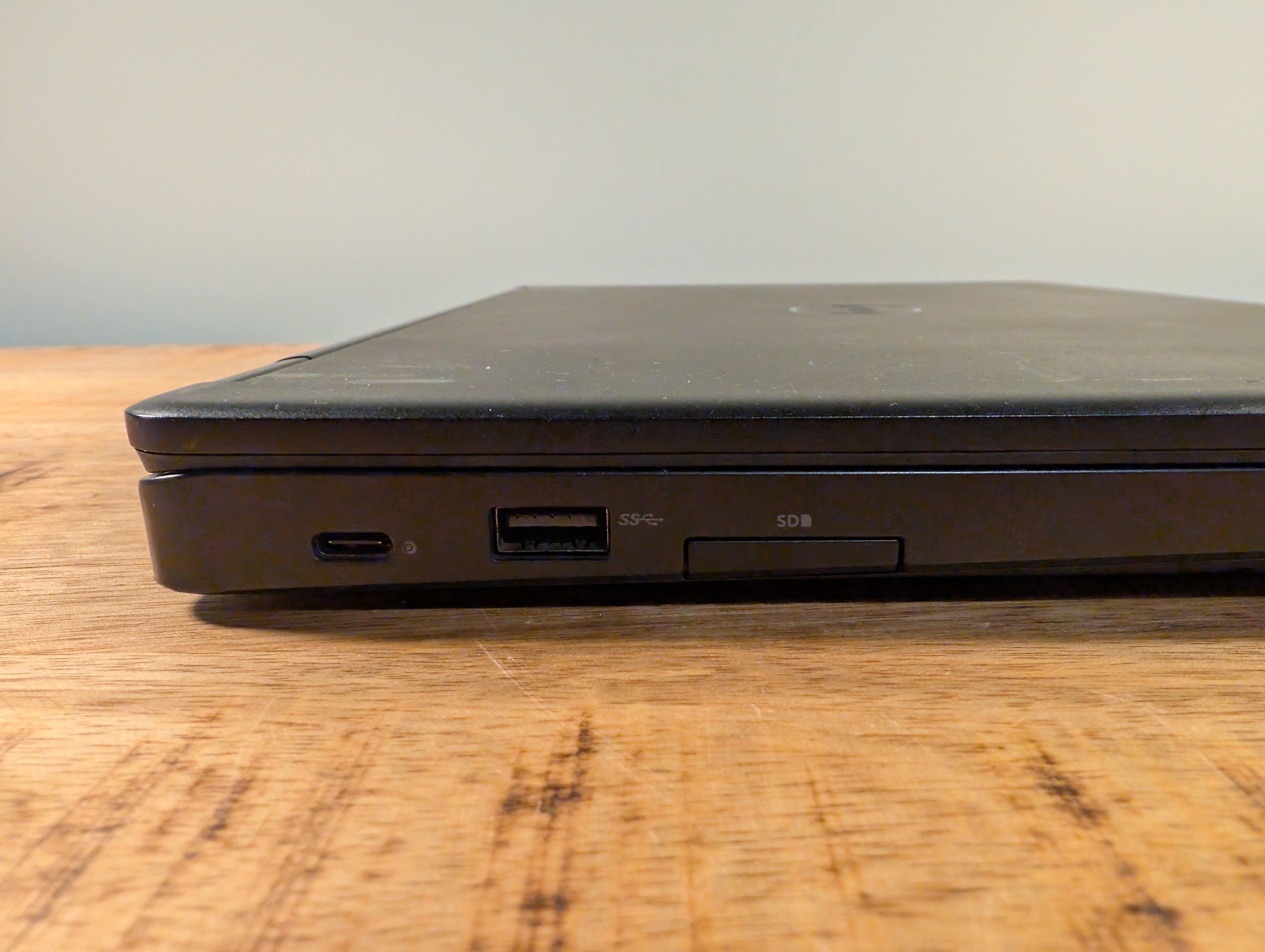 Dell Latitude 5490 | 8th Gen Intel Core i5 | 14.0" IPS Full HD