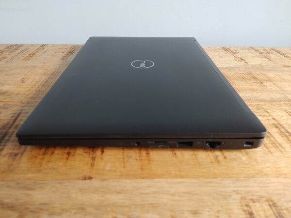 Dell Latitude 7490 (9) Dell Latitude 7490 | 8th Gen Intel Core i5 | 14.0" IPS Full HD