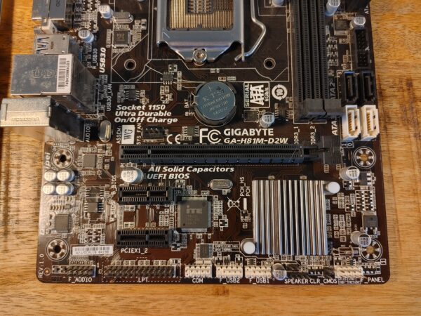 Gigabyte GA-H81M-D2W Socket 1150
