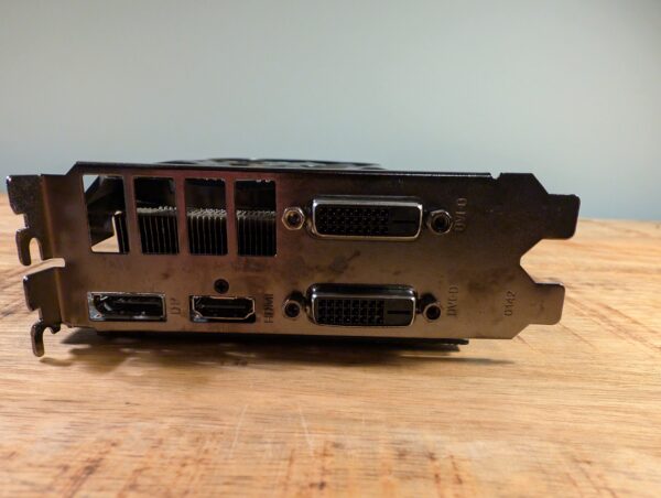 KFA2 GeForce GTX 1060 6GB GDDR5 OC (4) KFA2 GeForce GTX 1060 6GB GDDR5 OC Editie