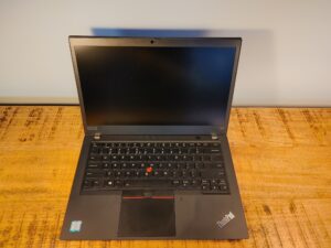 Lenovo ThinkPad T490 | 8th Gen Intel Core i5 | 14.0" IPS Touchscreen Full HD