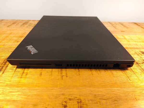 Lenovo ThinkPad T490 (11) Lenovo ThinkPad T490 | 8th Gen Intel Core i5 | 14.0" IPS Touchscreen Full HD