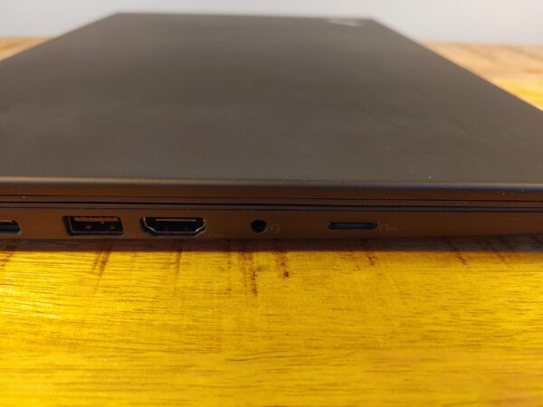 Lenovo ThinkPad T490 (8) Lenovo ThinkPad T490 | 8th Gen Intel Core i5 | 14.0" IPS Touchscreen Full HD