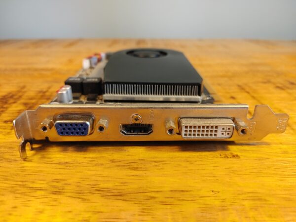 MSI AMD Radeon HD5670 1GB GDDR5 (3) MSI Radeon HD 5670 1GB GDDR5