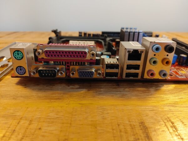 MSI GF615M-P33 Socket AM3