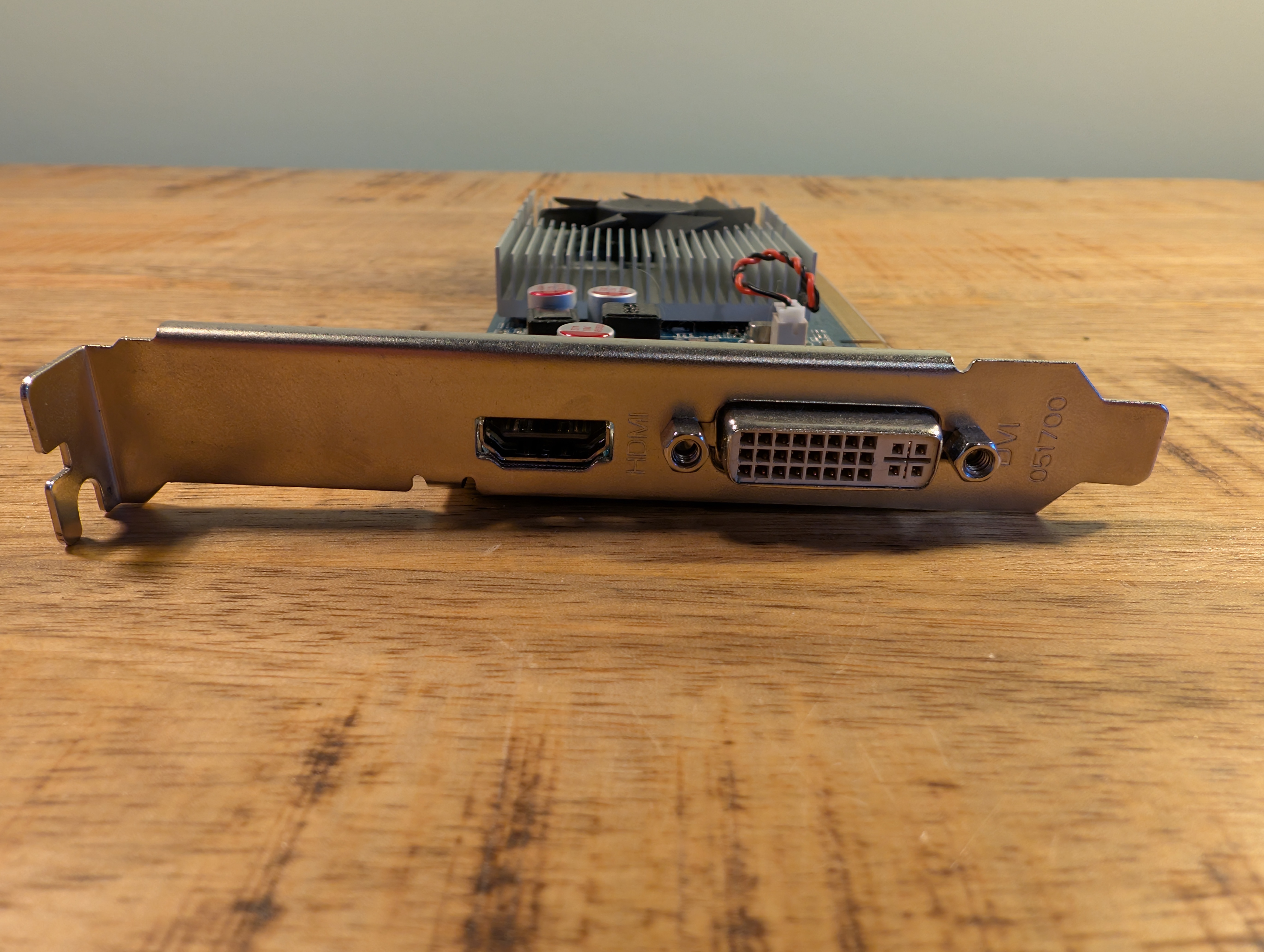 OEM Radeon R5 310 2GB GDDR3