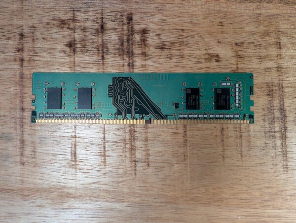 SK Hynix 8GB DDR4 3200Mhz