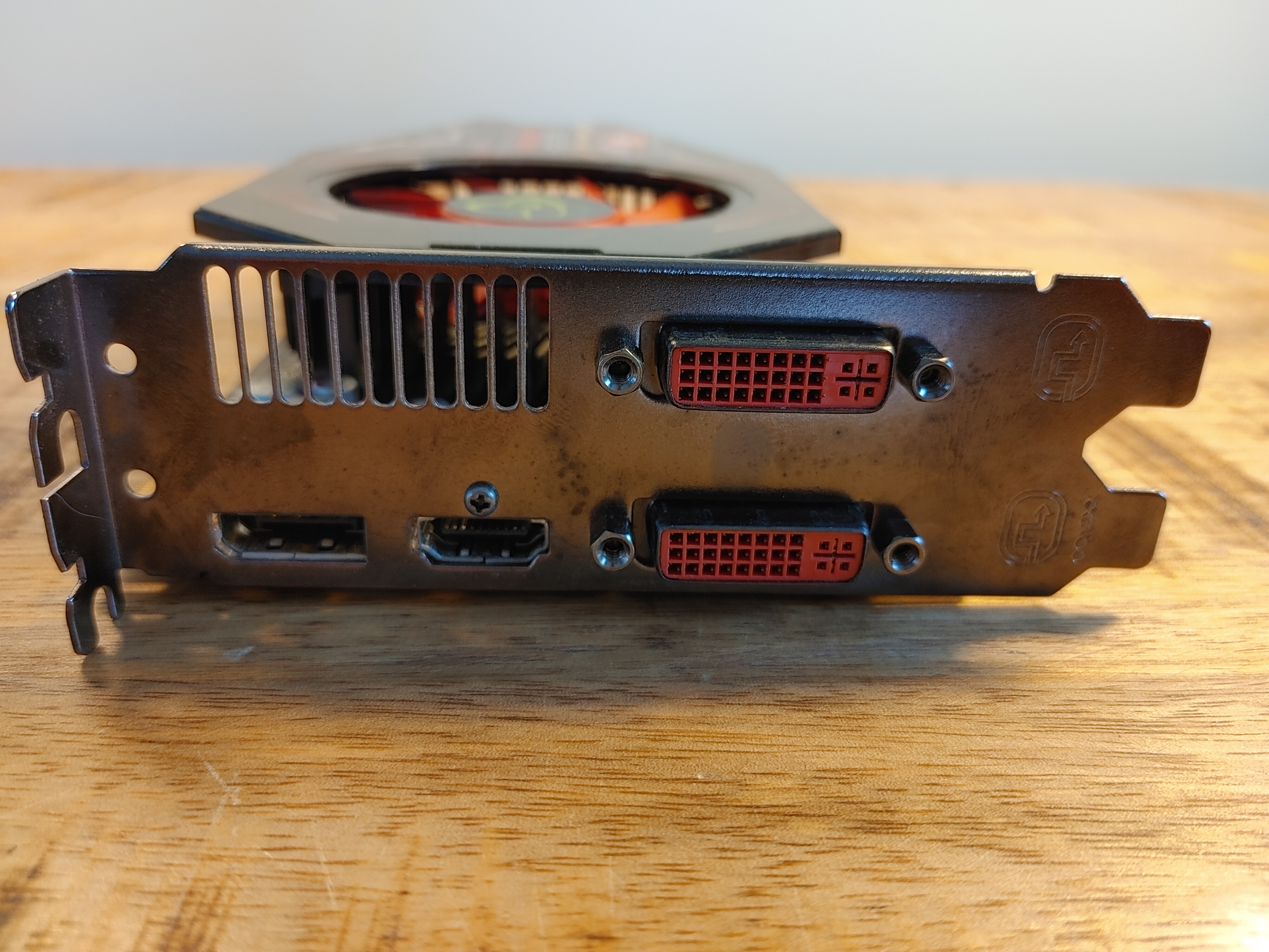XFX Radeon HD 5750 1GB GDDR5