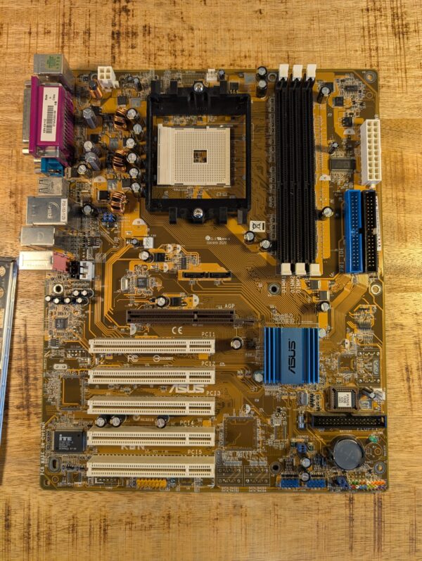 Asus K8N ATX