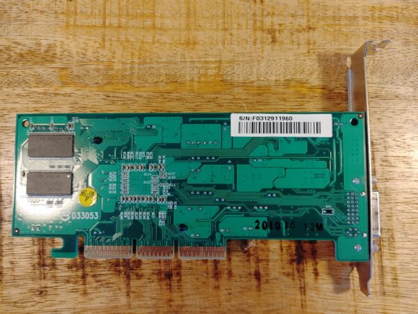 ATI Radeon 7000 32MB DDR-RAM AGP