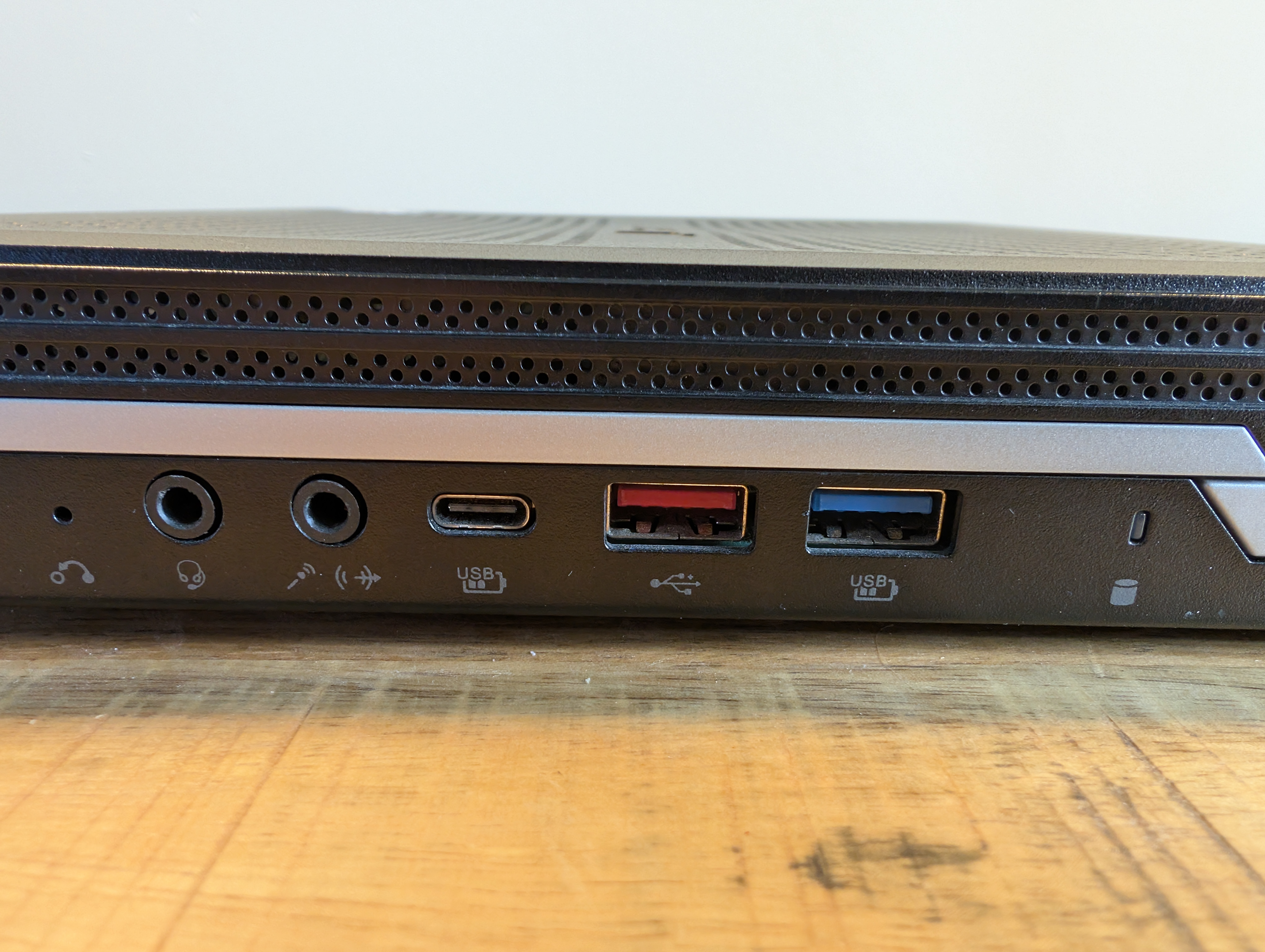 Acer Veriton N4670GT i3 (3) Acer Veriton N4670GT | Intel Core i3-10100T | Intel Wi-Fi AC met Bluetooth