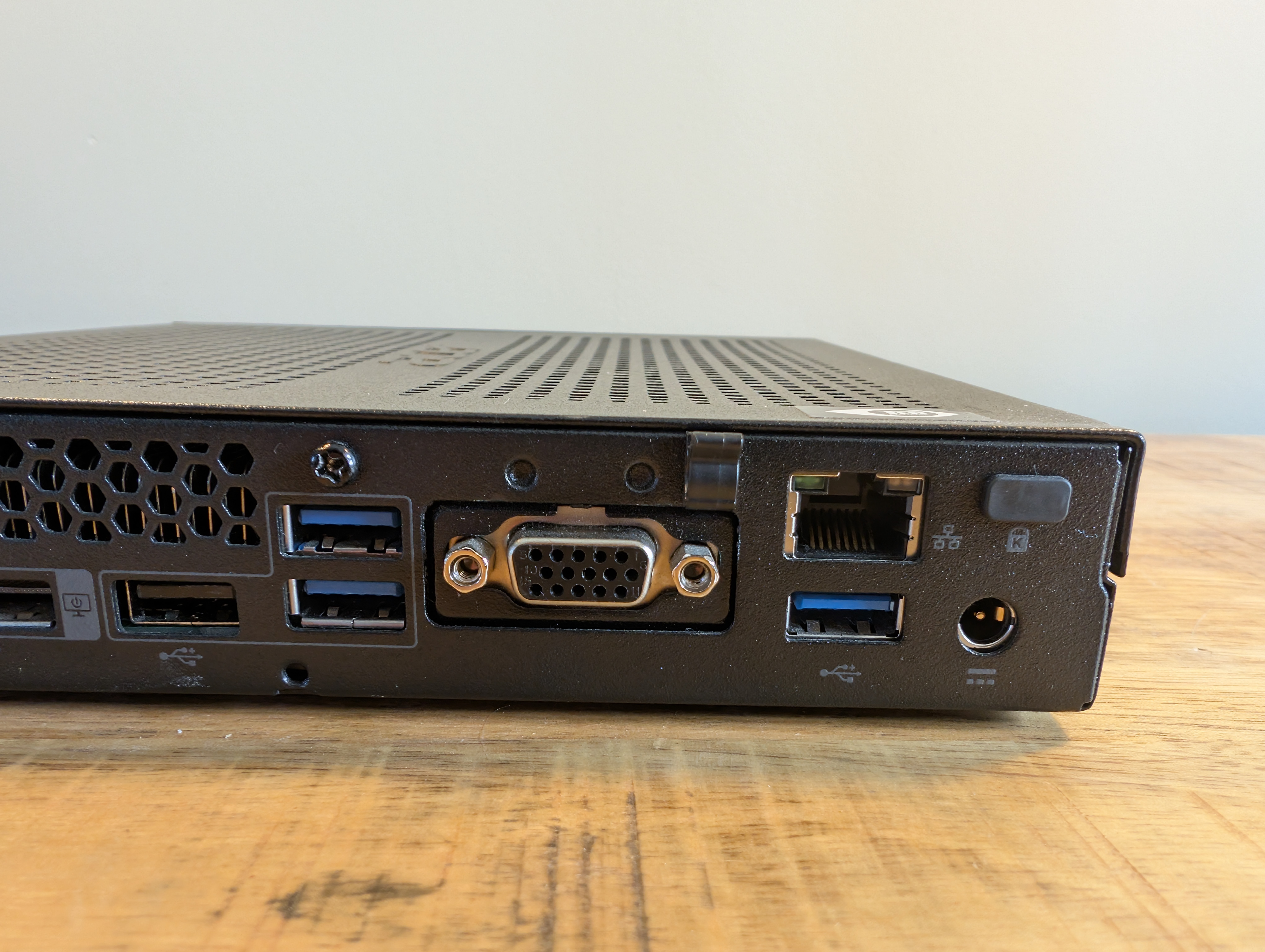 Acer Veriton N4670GT i3 (6) Acer Veriton N4670GT | Intel Core i3-10100T | Intel Wi-Fi AC met Bluetooth