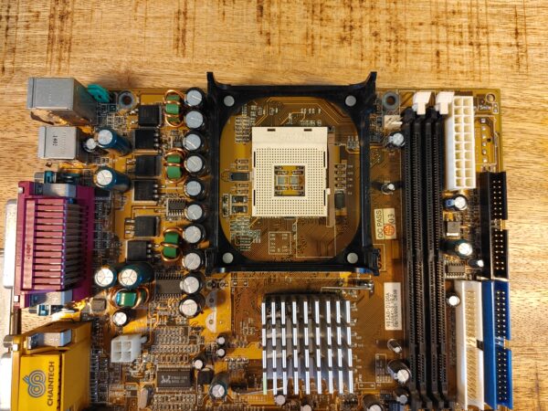 Chaintech 9BIA0-D100A mATX