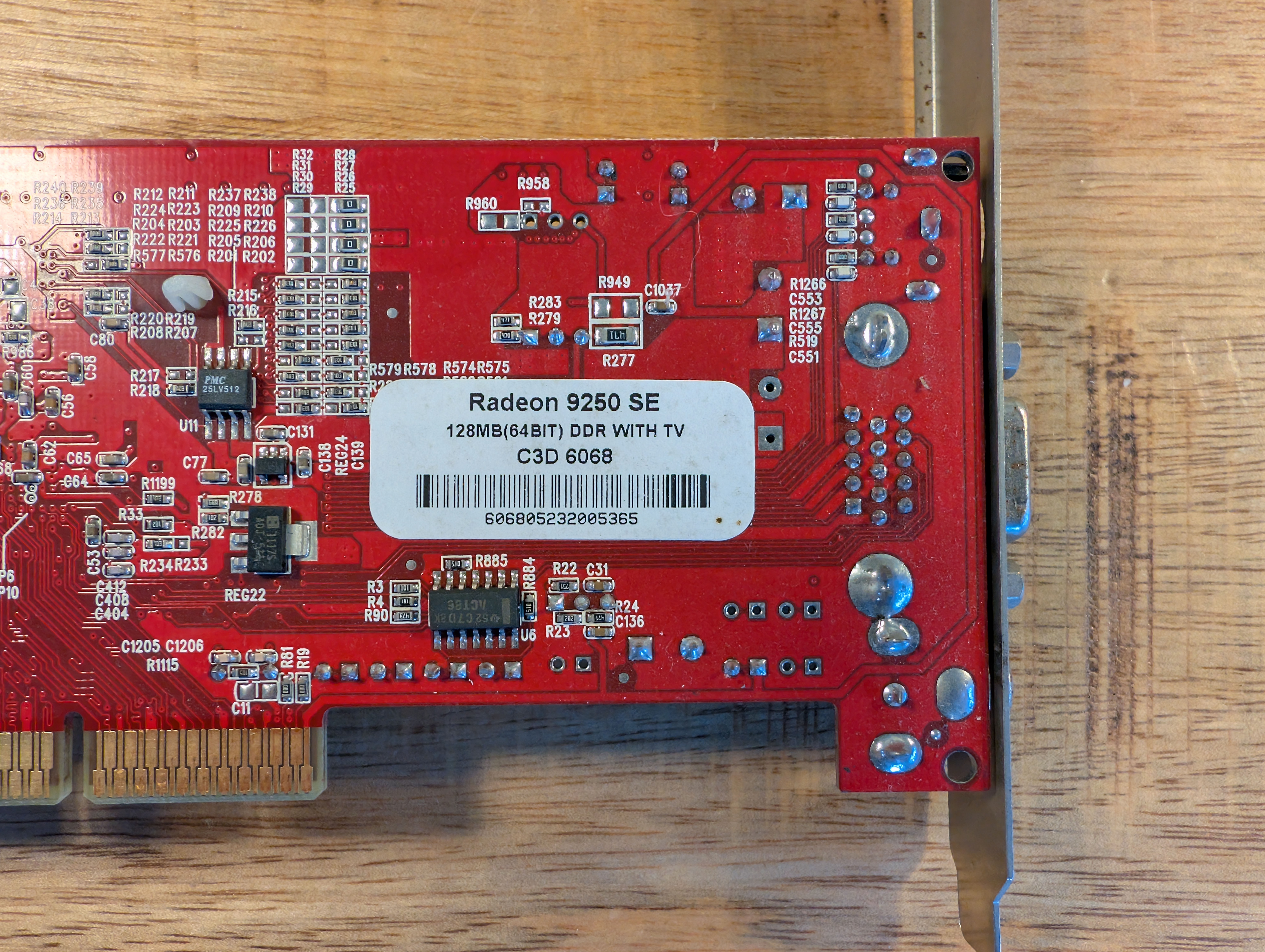 Connect3D Radeon 9250 SE 128MB DDR AGP