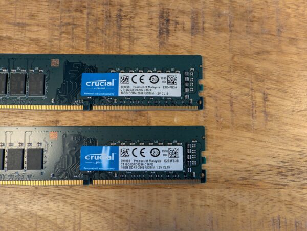 Crucial 32GB Set DDR4 2666Mhz DIMM (2) Crucial 32GB Set DDR4 2666Mhz