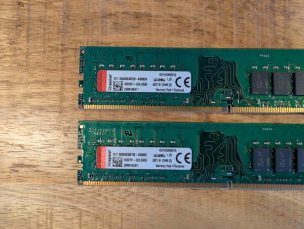 Kingston 32GB Set DDR4 2666Mhz DIMM (3) Kingston 32GB Set DDR4 2666Mhz