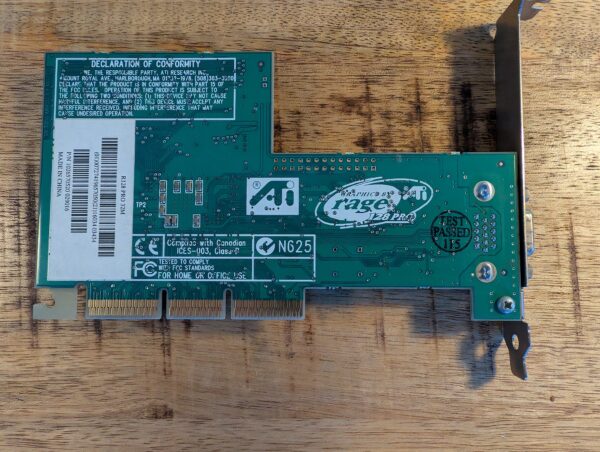 ATI Rage 128 Pro 32MB SD-RAM AGP