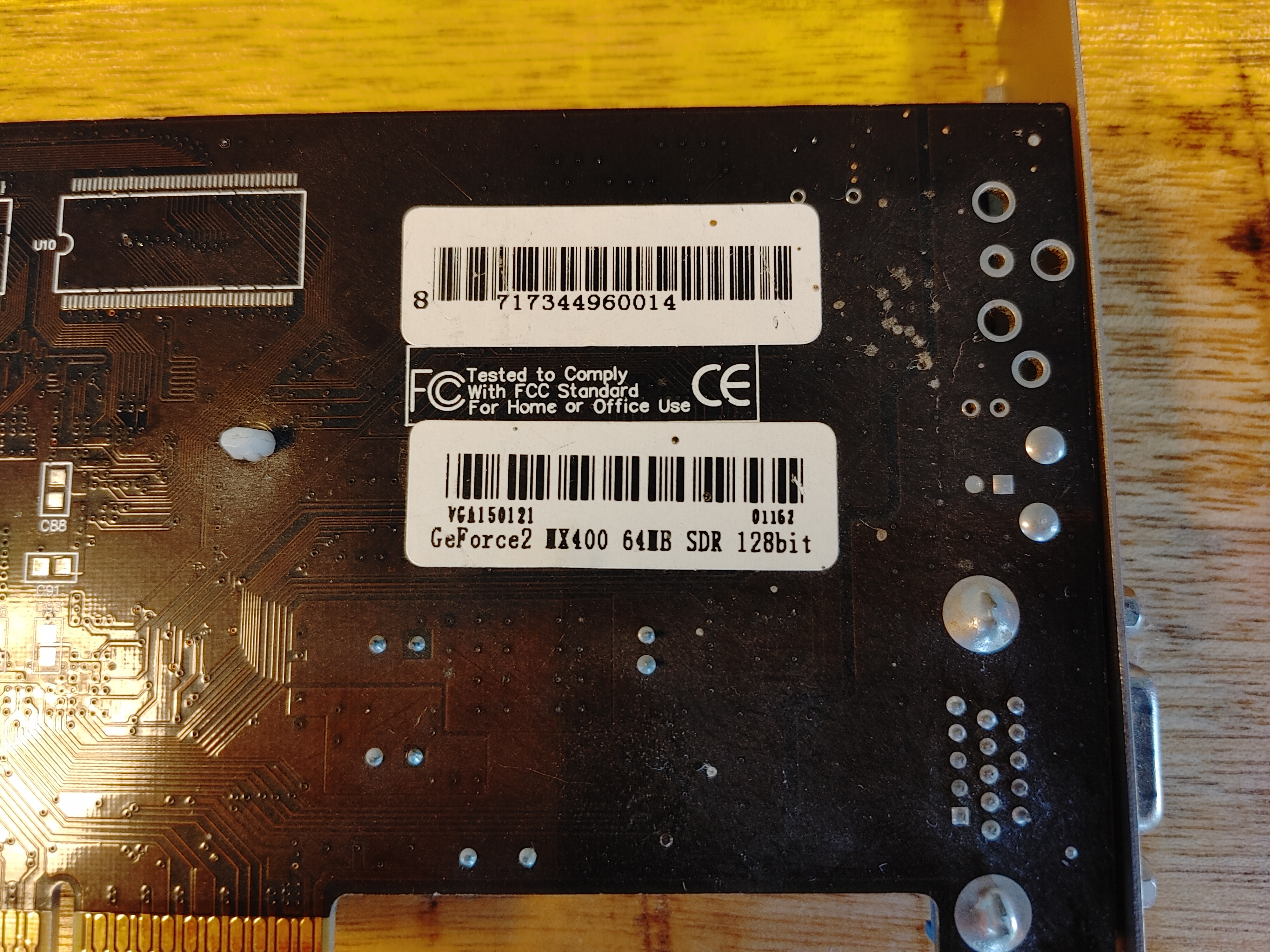 Nvidia GeForce2 MX400 64MB AGP (4) OEM GeForce 2 MX400 32MB SD-RAM AGP