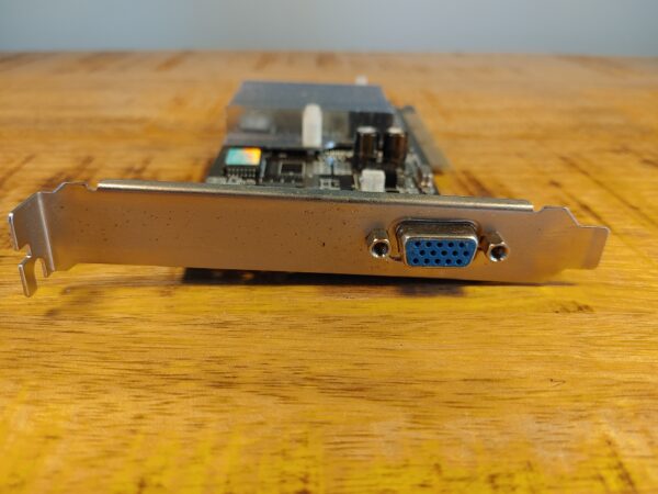 Nvidia GeForce2 MX400 64MB AGP (5) OEM GeForce 2 MX400 32MB SD-RAM AGP