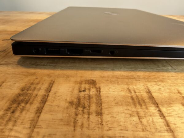 Dell XPS 15 9560 | 7th Gen Intel Core i7 | Nvidia GeForce 1050 | 15.6" IPS 4K Touchscreen