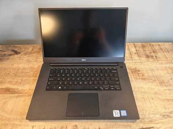 Dell XPS 15 9570 | 8th Gen Intel Core i7 | Nvidia GeForce 1050 Ti | 15.6" IPS Full HD