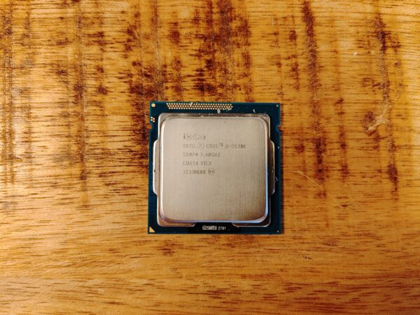 Intel Core i5-3570K Intel Core i5-3570K Socket 1155