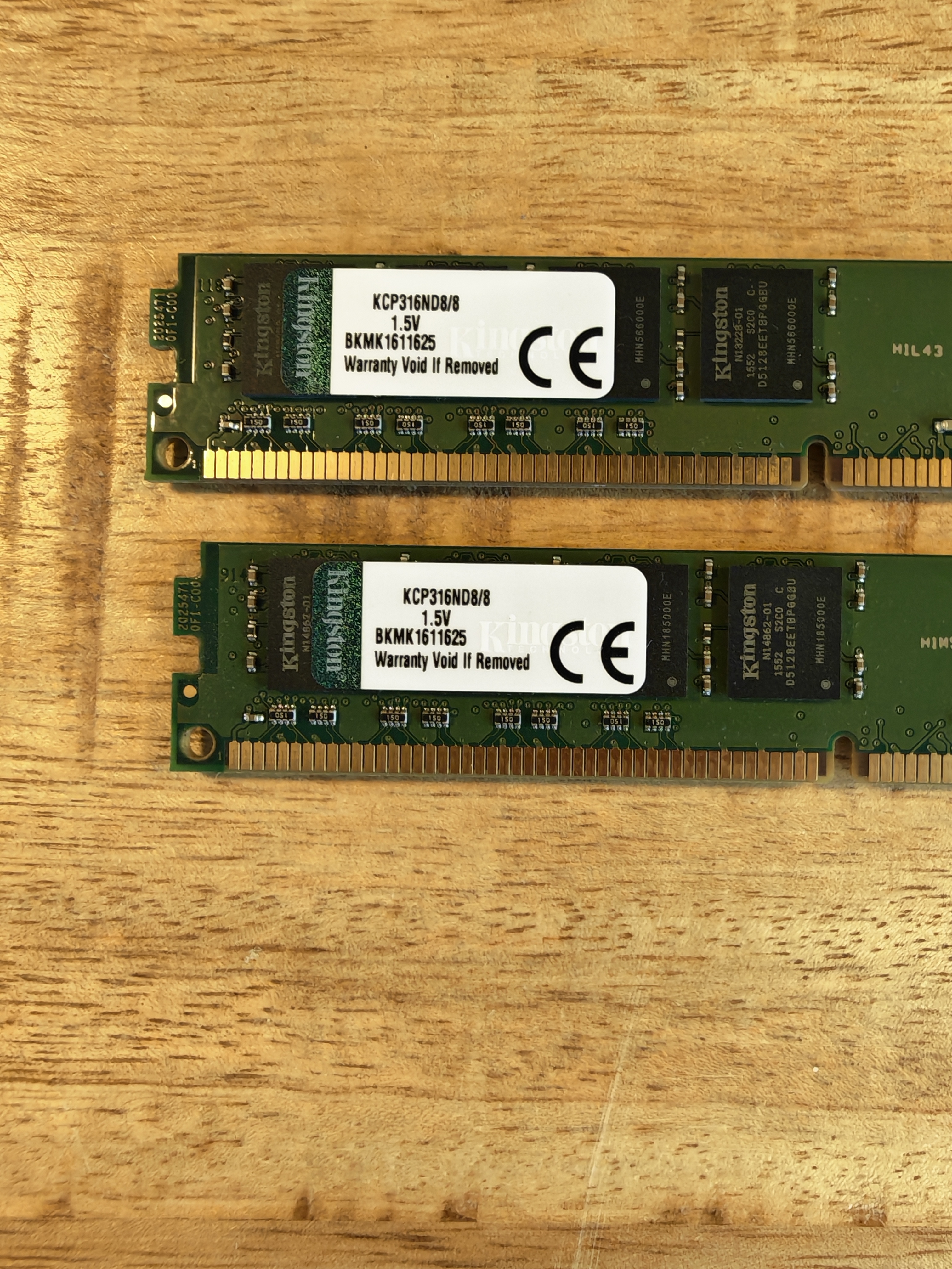 Kingston 16GB Set DDR3 1600Mhz DIMM (2) Kingston 16GB Set DDR3 1600Mhz