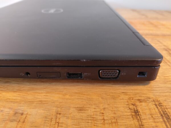 Dell Latitude 5580 | 7th Gen Intel Core i5 | 15.6" IPS Full HD