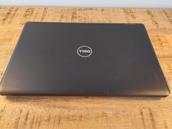 Dell Latitude 5580 | 7th Gen Intel Core i5 | 15.6" IPS Full HD