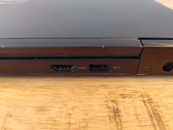 Dell Latitude 5580 | 7th Gen Intel Core i5 | 15.6" IPS Full HD