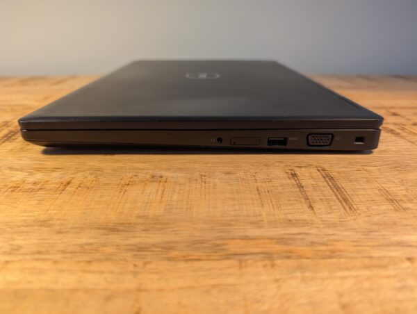 Dell Latitude 5590 (11) Dell Latitude 5590 | 8th Gen Intel Core i5 | 15.6" IPS Full HD