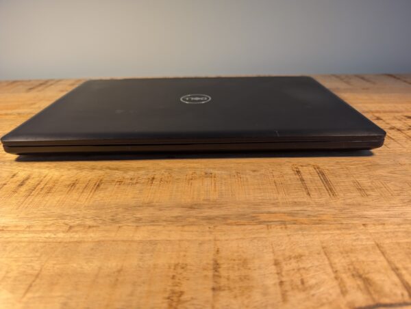 Dell Latitude 5590 (5) Dell Latitude 5590 | 8th Gen Intel Core i5 | 15.6" IPS Full HD