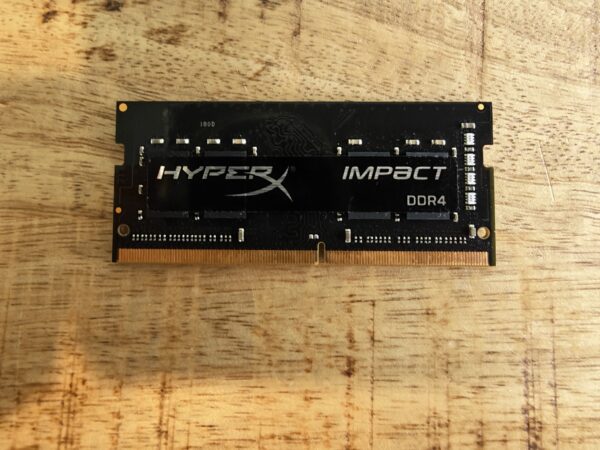 HyperX 8GB DDR4 2400Mhz SO-DIMM (2) HyperX Impact 8GB DDR4 2400Mhz