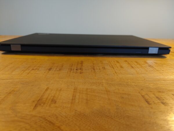 Lenovo ThinkPad T15 Gen 1 (10) Lenovo ThinkPad T15 Gen 1 | 10th Gen Intel Core i5 | 15.6" IPS Full HD