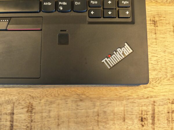 Lenovo ThinkPad X1 Carbon 5th Gen | 7th Gen Intel Core i5 | 14.0" IPS Full HD