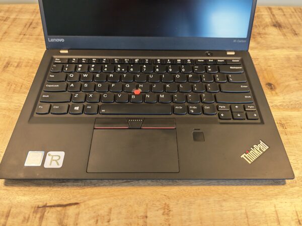Lenovo ThinkPad X1 Carbon 5th Gen | 7th Gen Intel Core i5 | 14.0" IPS Full HD
