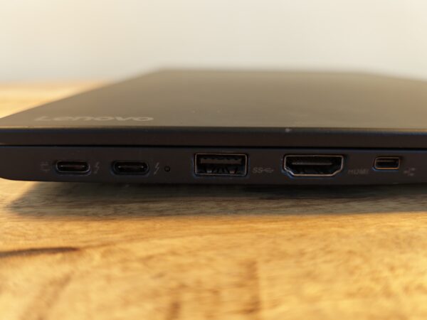 Lenovo ThinkPad X1 Carbon 5th Gen | 7th Gen Intel Core i5 | 14.0" IPS Full HD