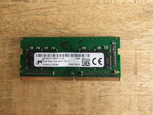 Micron 8GB DDR4 2400Mhz SO-DIMM (1) Micron 8GB DDR4 2400Mhz